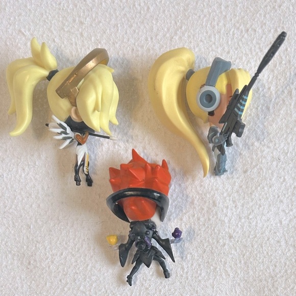 6 Cute But Deadly CBD Overwatch Series 2, 3, 5 Blind Box Vinyl Figures - Picture 4 of 5